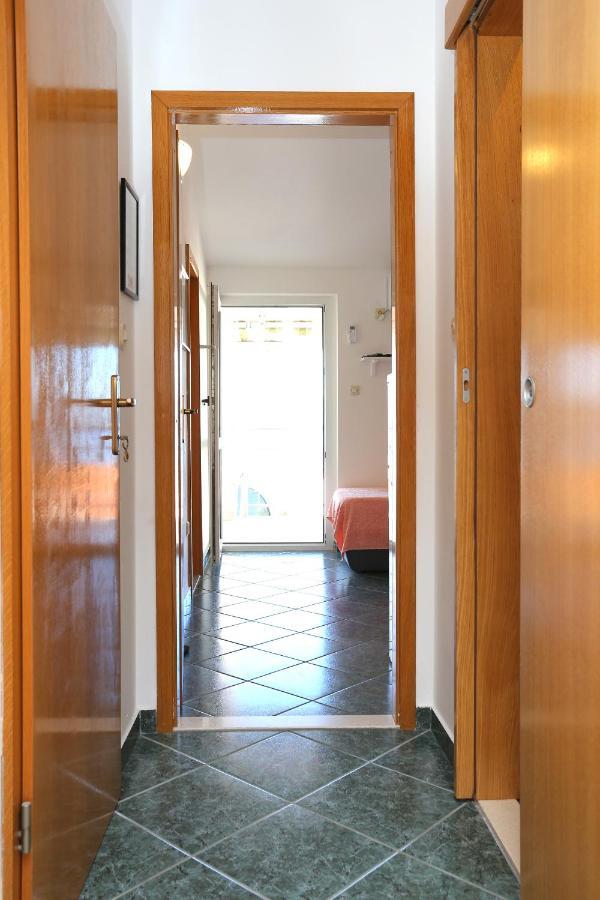 Apartments By The Sea Duce, Omis - 2737 エクステリア 写真